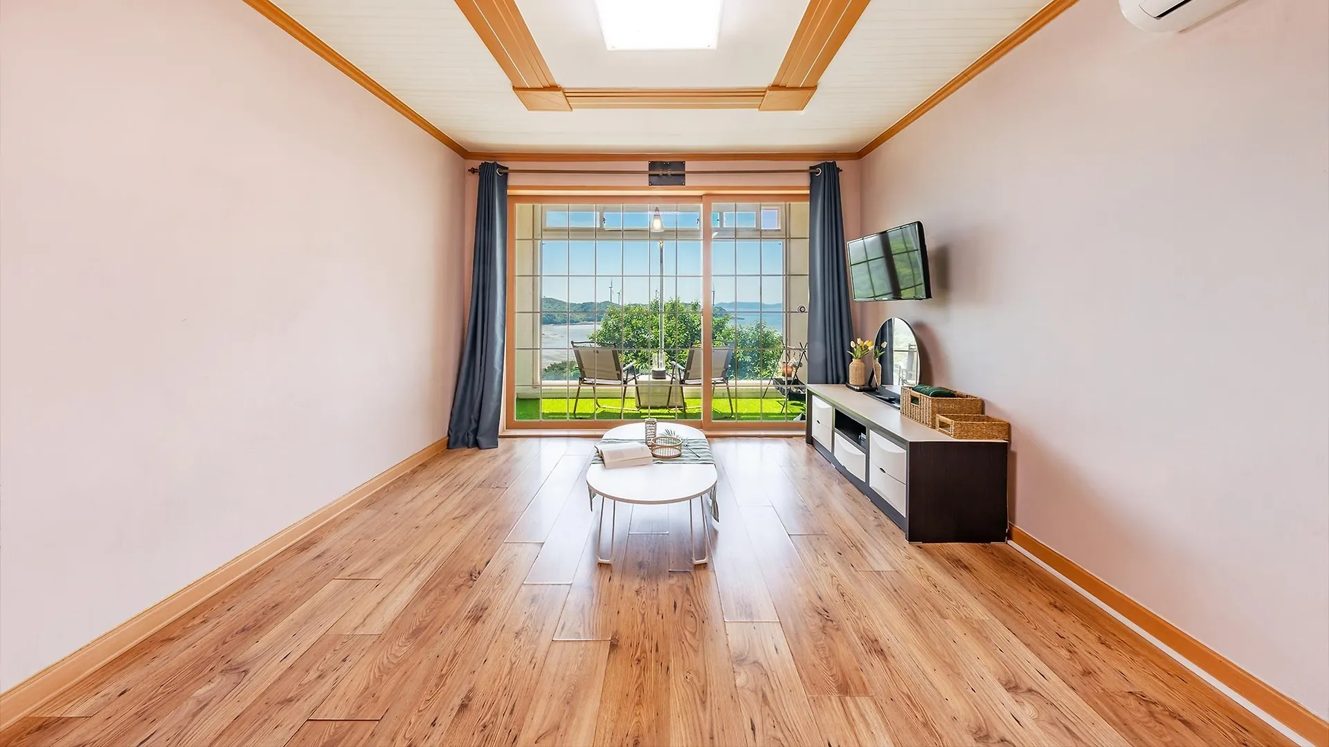 Yeongheungdo Noeul&Bada Pension Incheon South Korea